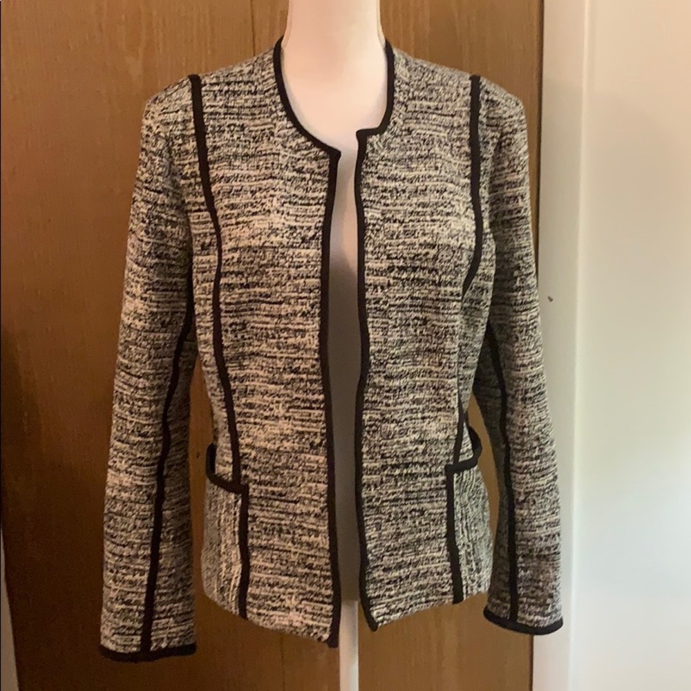 Great quality Foxcroft NYC ladies blazer